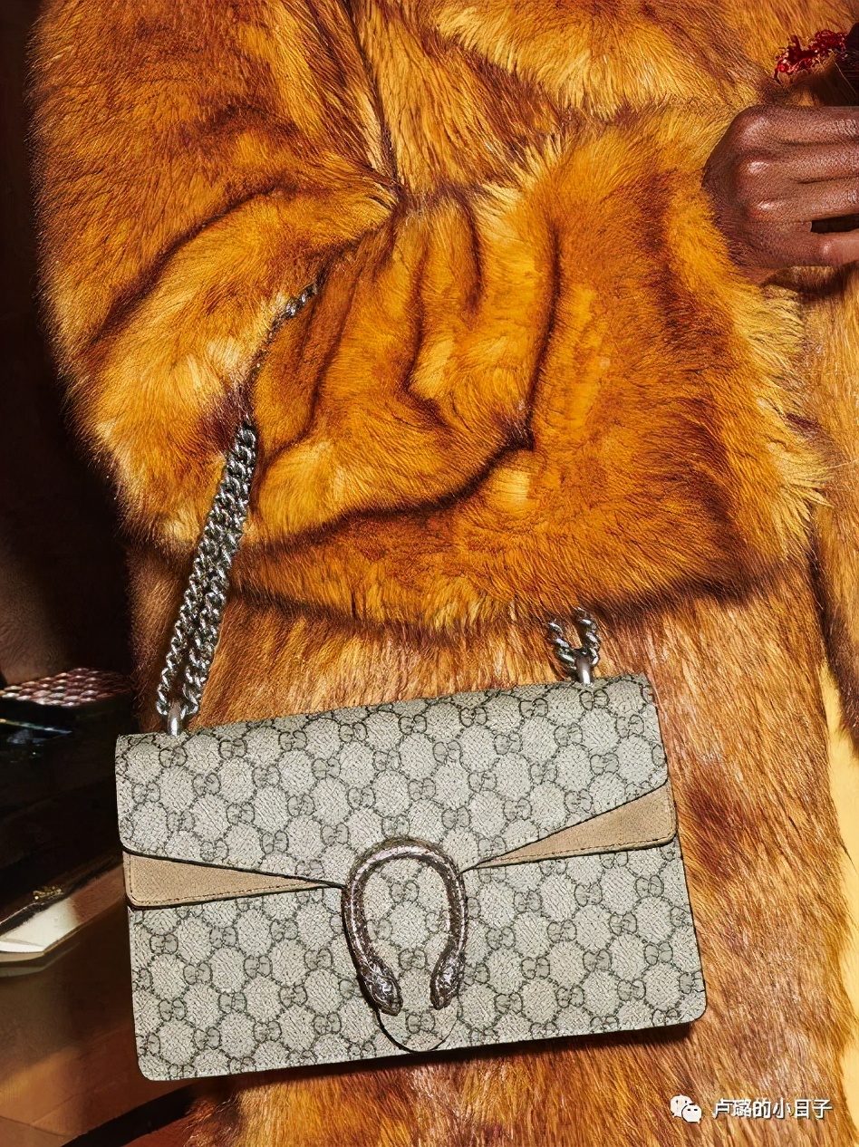 生活中你买过几个让你后悔的包,买得最后悔的包