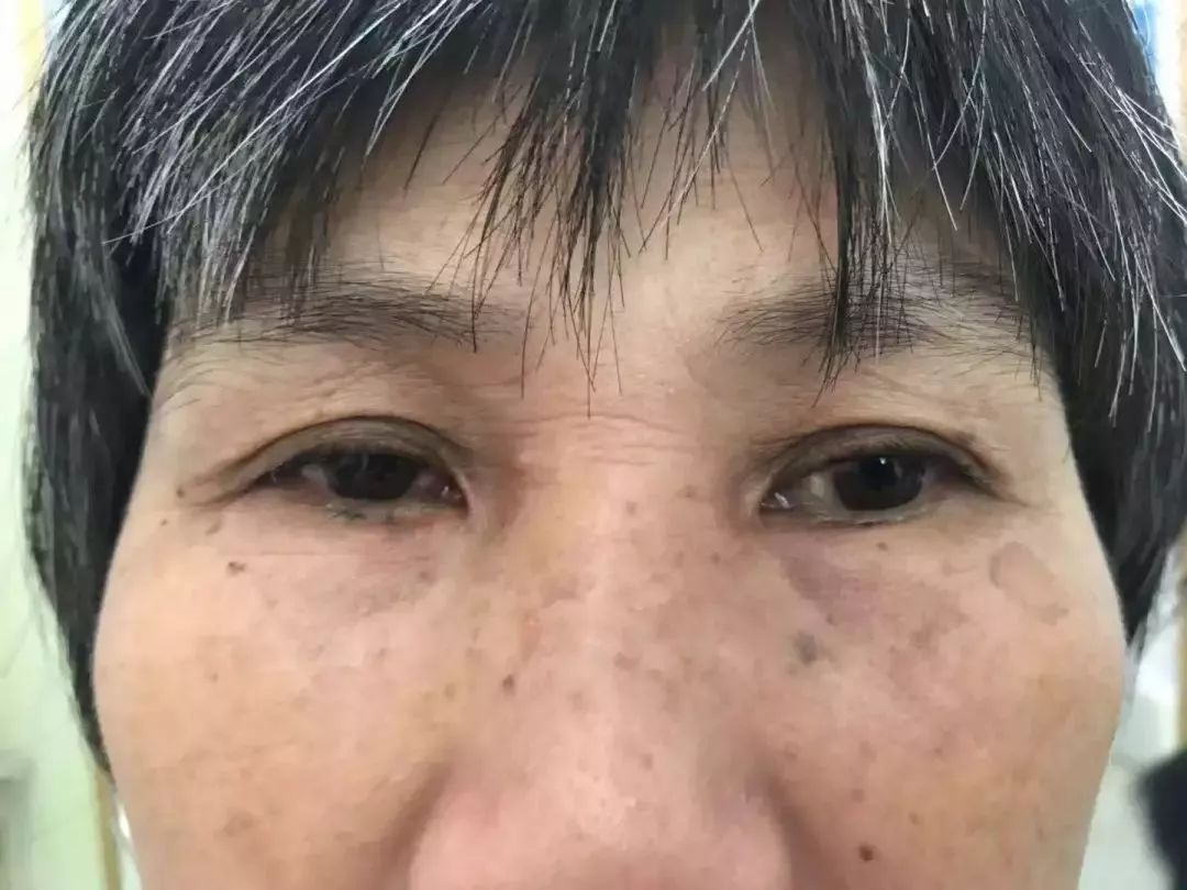 莫名流泪的预兆,莫名流泪的心理原因