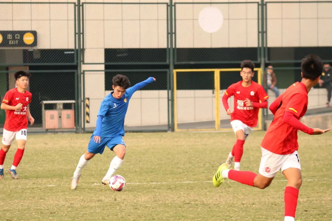 战报｜一带一路杯U16组星辉青训学院1比4不敌恒大足校