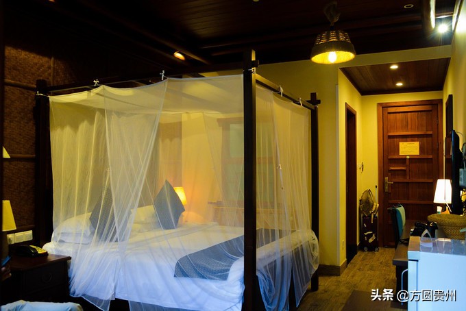 这个夏日，看这个美女如何在浙江乌村的第一百种玩法