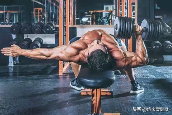 练胸肌最好6个动作,练胸肌最好的6个动作家庭版