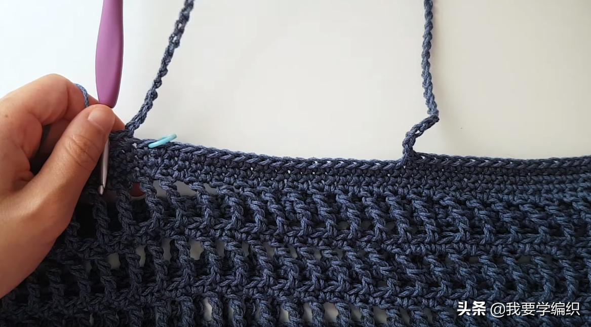 女孩子出门要包包么,女孩子出门要带小包