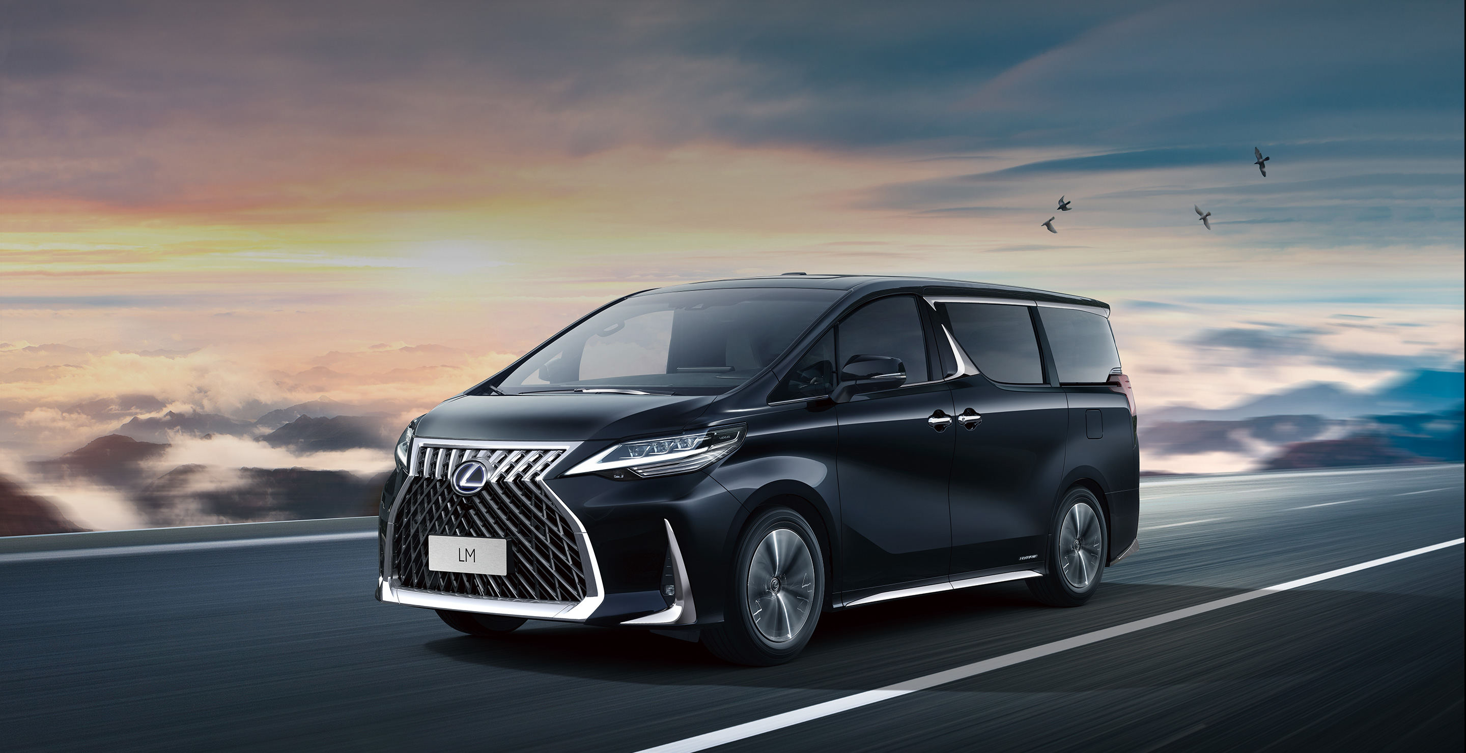 加价到几许？买雷克萨斯LM真是人傻钱多吗？