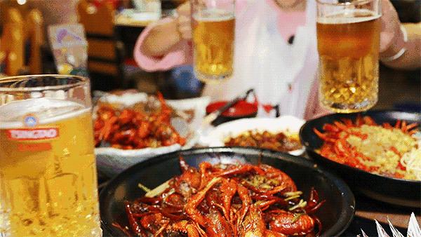 爱在17烟台视频,爱在17路夜景