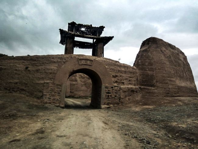 楼兰古墓怎么发现,楼兰遗址发现的遗骨经过复原