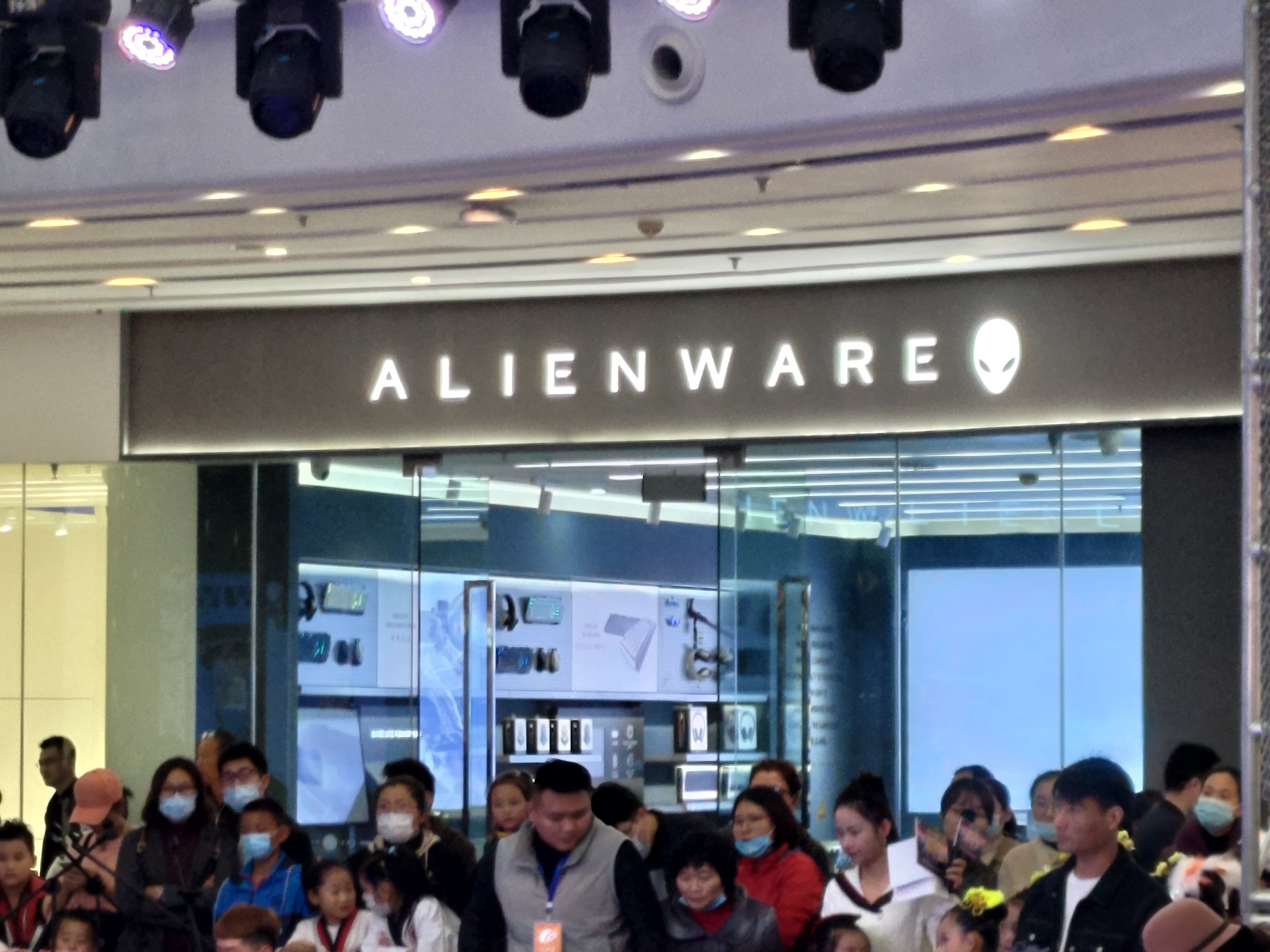 济南外星人笔记本电脑实体店,外星人笔记本电脑大卖场