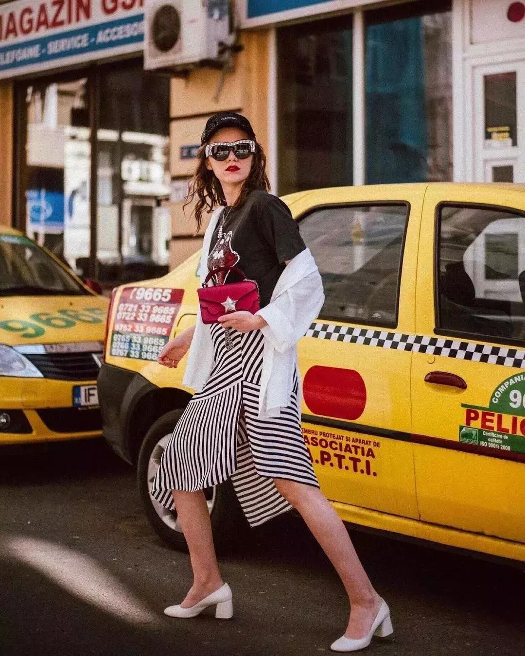 t恤穿久了偶尔也要换个风格,t恤穿好几年不旧的洗法