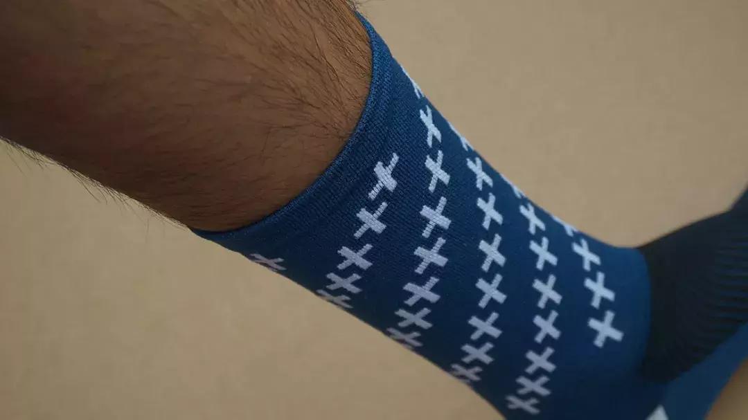 名不见经传的国货老品牌,dh夏季运动吸汗速干压缩骑行袜