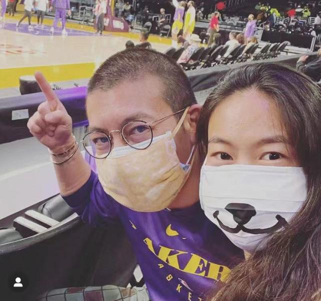 陈冠希为秦舒培庆生晒搞怪亲吻照,陈冠希秦舒培罕见合体拍写真