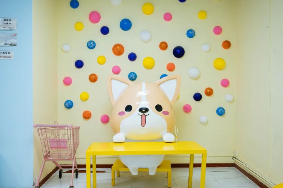 吸屁屁，短腿大耳肉嘟嘟，这家店进去就出不来了…