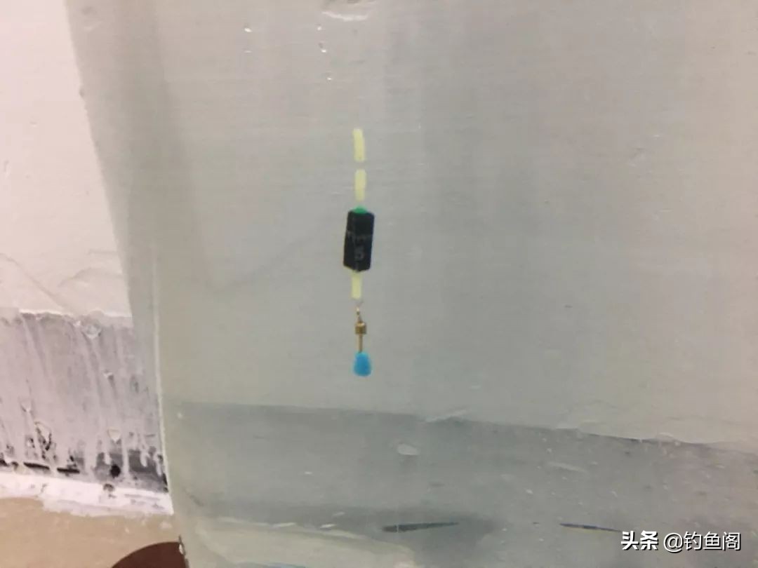 钓鱼太空豆断了怎么装漂,钓鱼时太空豆要不要锁死漂座