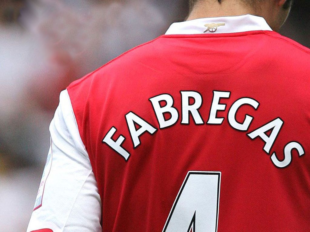 从队长到叛徒，16岁成名的他获得过无数的荣誉，却换不来一句原谅