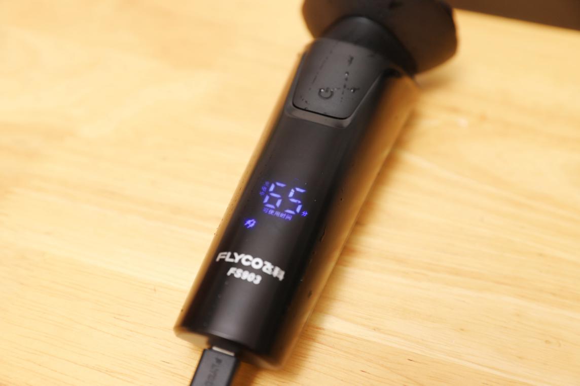 飞科剃须刀电动fs903测评,飞科fs903剃须刀拆解视频