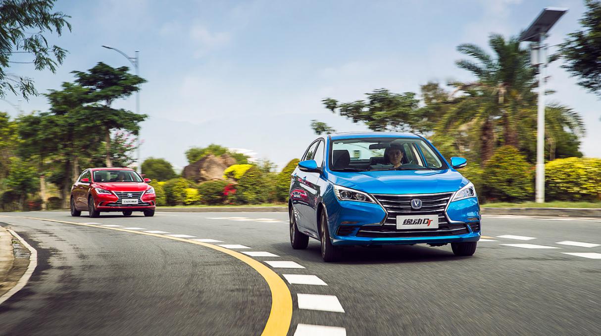 翼神之后三菱又推最强神车！性价比全方位碾压长安逸动DT？