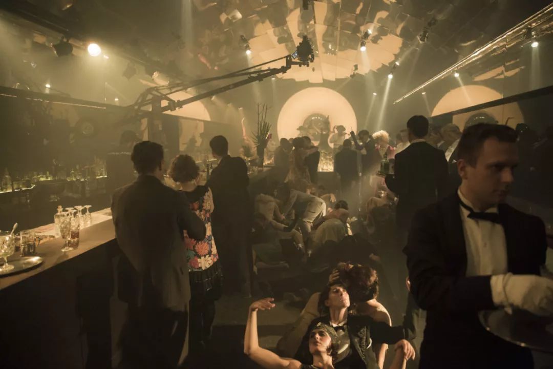 电视剧巴比伦柏林简介,关于巴比伦的电视剧