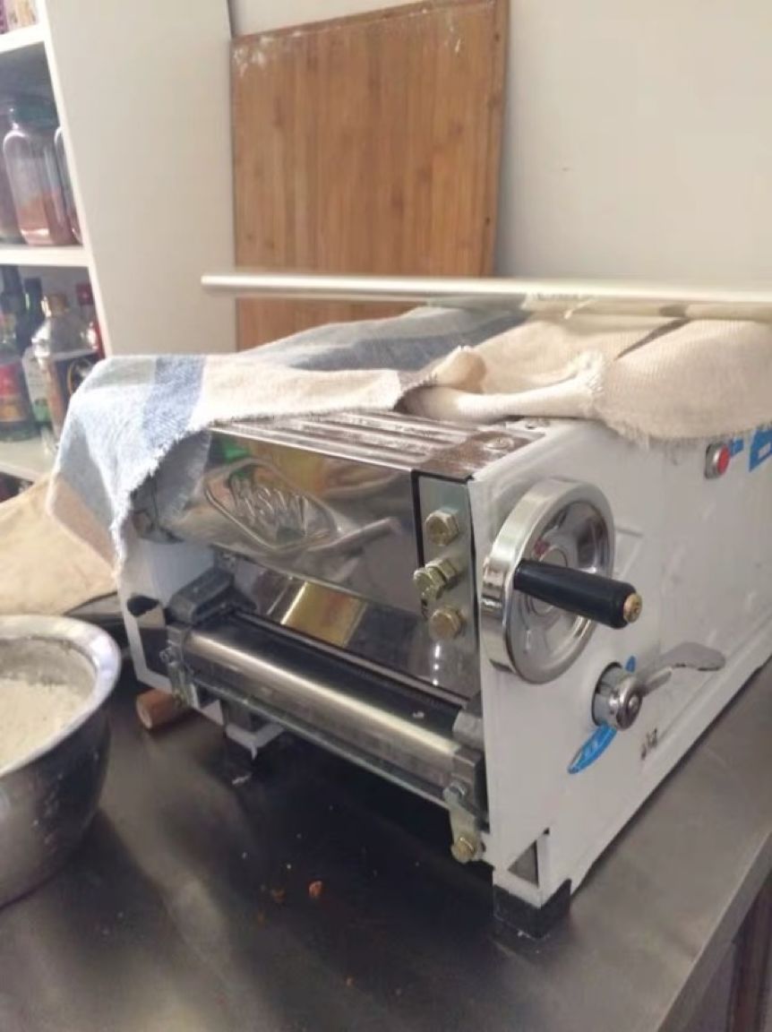 韩国百年老店主厨入淘：卖面条机致富，如今又盯上切葱机