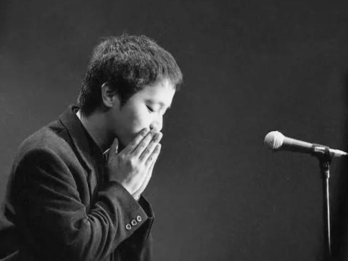 张淇年轻时照片窦唯,无地自容窦唯和张淇的区别