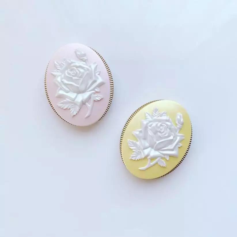 倩碧腮红花瓣腮红,倩碧小雏菊三色腮红