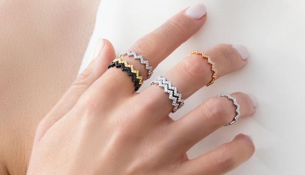 潘多拉施华洛世奇apm区别,apm施华洛世奇潘多拉