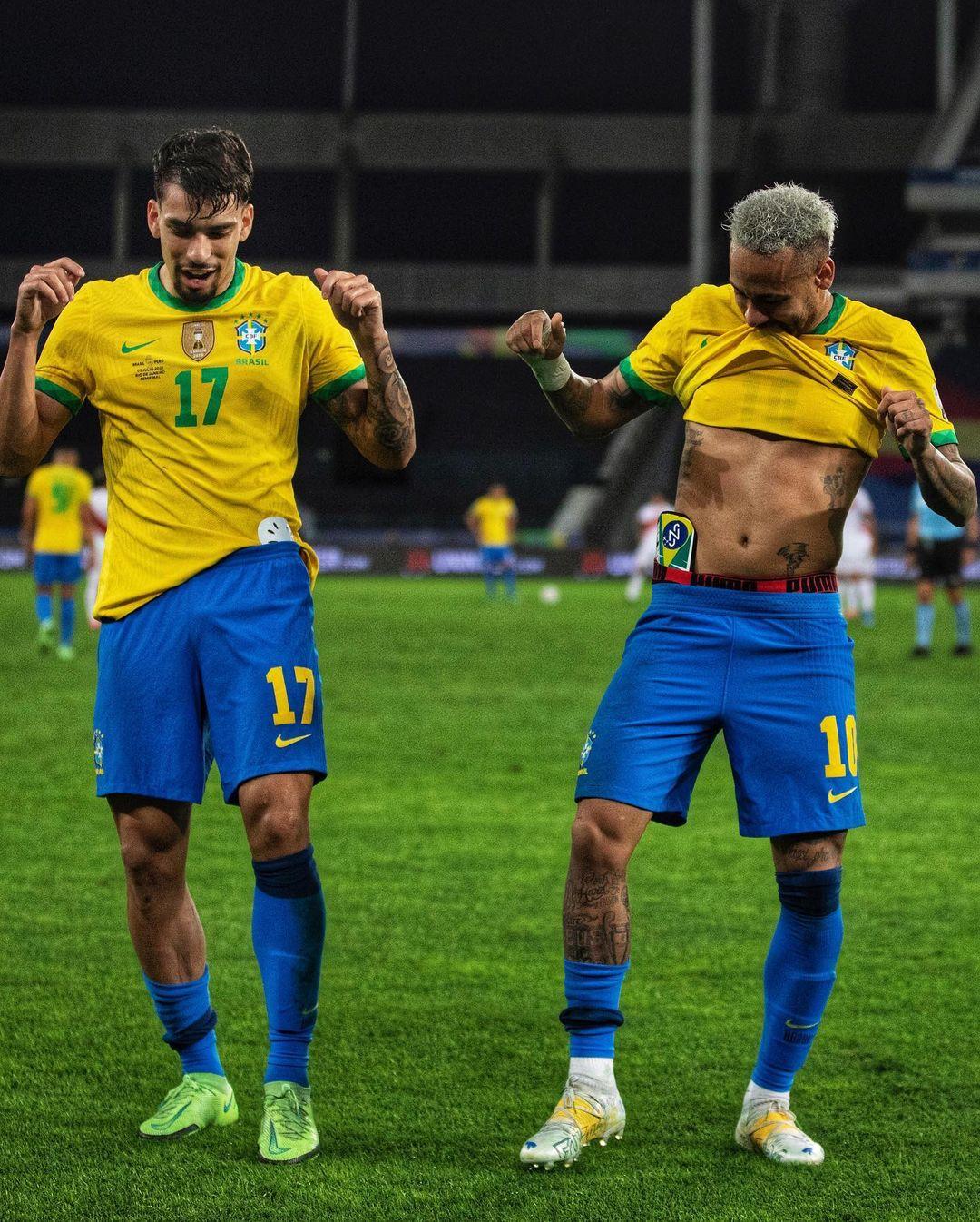 阿根廷传奇名宿：我想给内马尔屁股一脚，他比梅西差远了