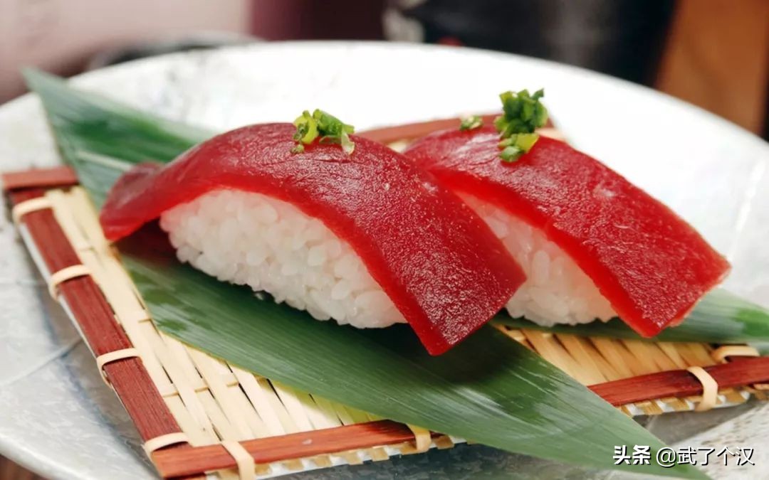 听说我的同事一天吃遍全世界,他是怎么办到的?