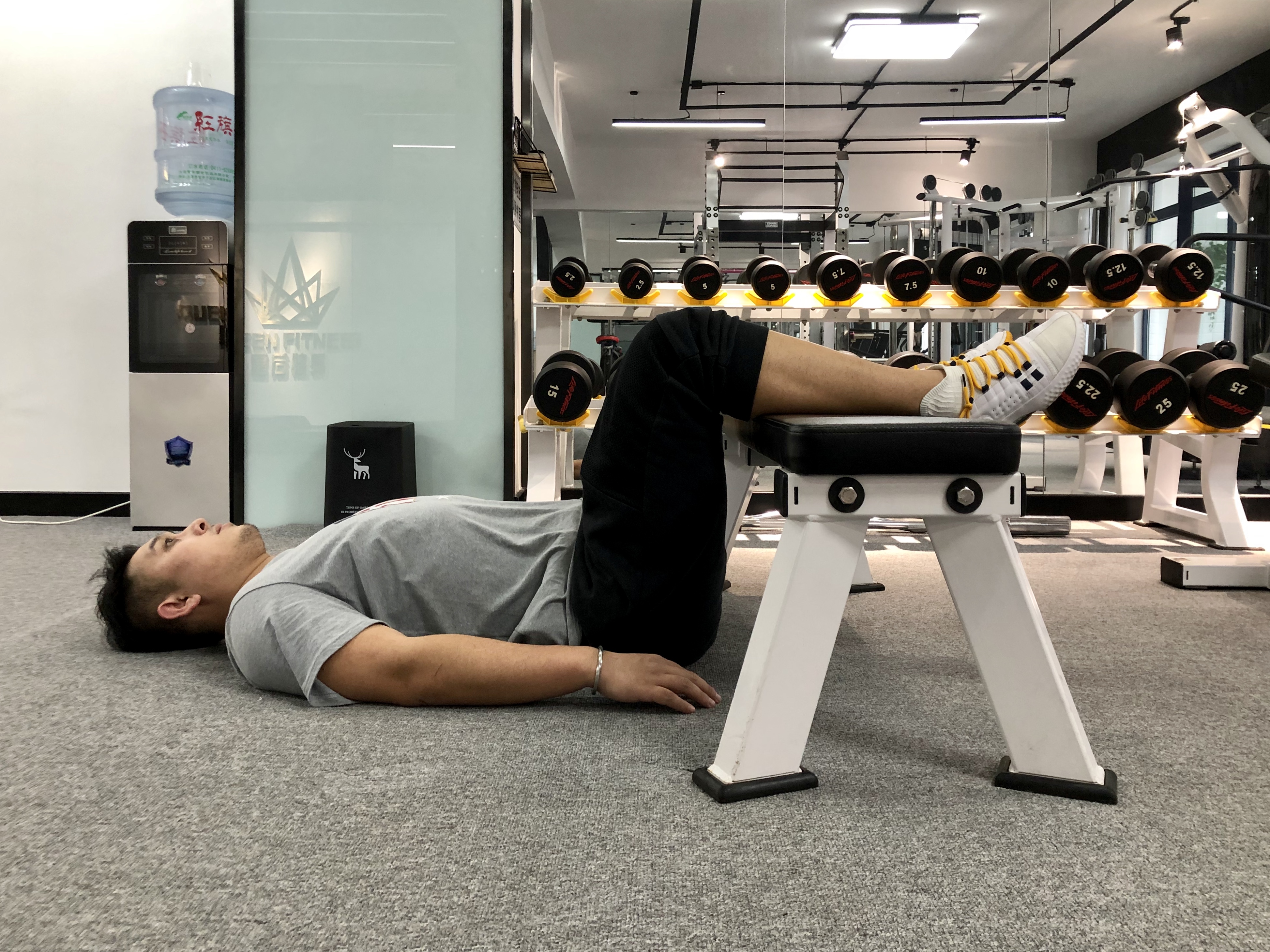 久站久坐久睡腰痛是怎么回事,腰痛久坐久站加重怎么办