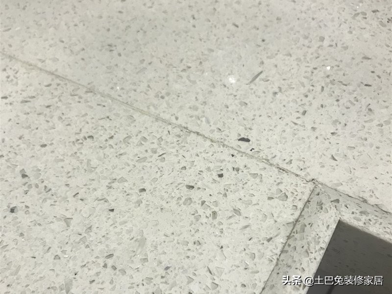 厨房台面用木板好还是石英石好,厨房台面不锈钢好还是石英石好