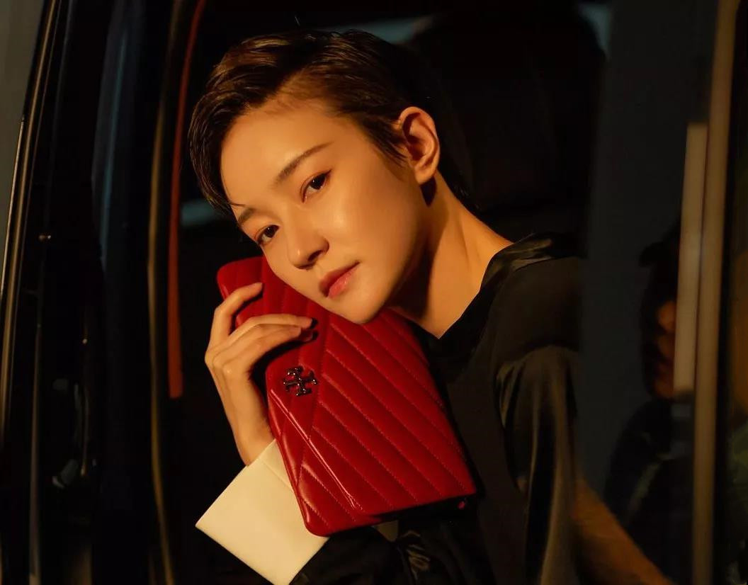 姚晨同款包什么品牌,杨幂刘雯明星同款小包包