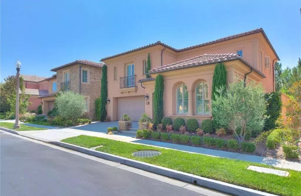 含泪剁手，说说我住尔湾光谱中心附近的物质生活