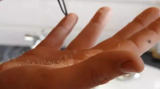 看着都痛的搞笑名场面,看着都痛的搞笑图片