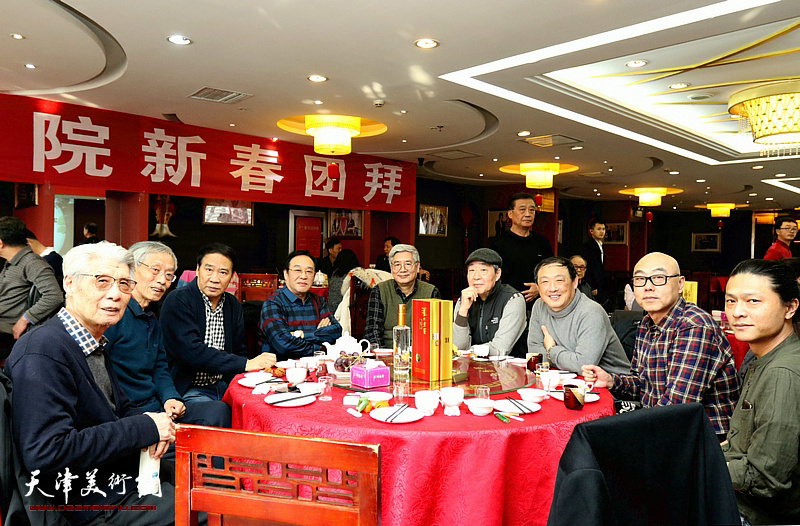 巨龙画院新春团拜活动在江泽福轩大饭店举行