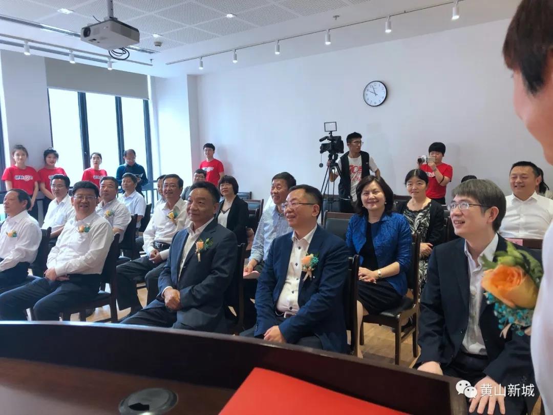 中国银联黄山客服工作待遇,中国银联客服黄山分中心招聘