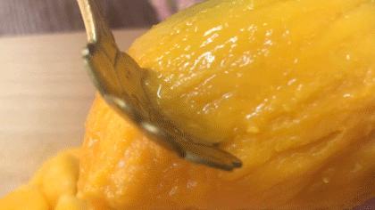 小台芒香甜滑嫩甜而不腻,台芒香甜多汁2.5斤