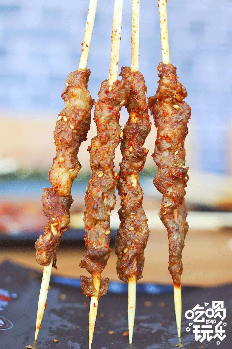 邯郸这家店竟然有着千里之外的东北味儿，4.9折开吃老铁们盘它