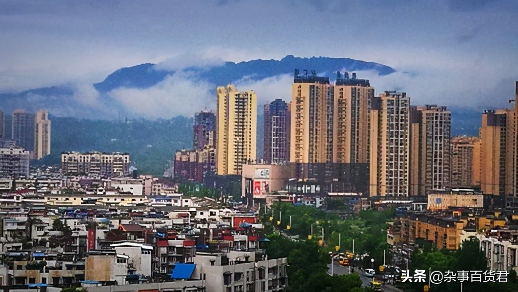 人均达到全国平均水平的54%，生态环境优美—眉山市洪雅县介绍