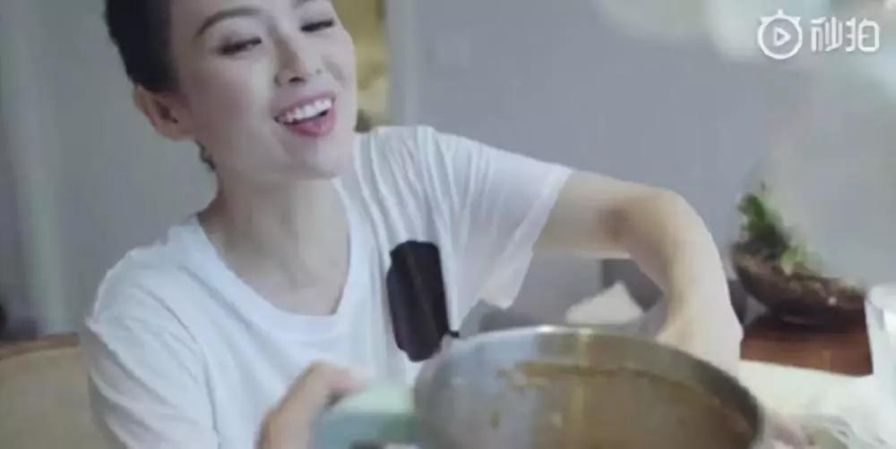 又一女孩因*肥药减**丧命！你不是在减肥，而是在自杀