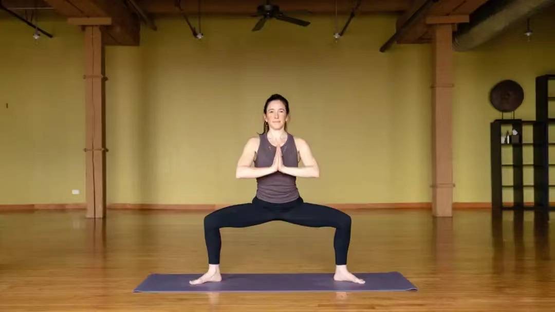 十大慢动作锻炼方法,十分钟锻炼核心的组合动作