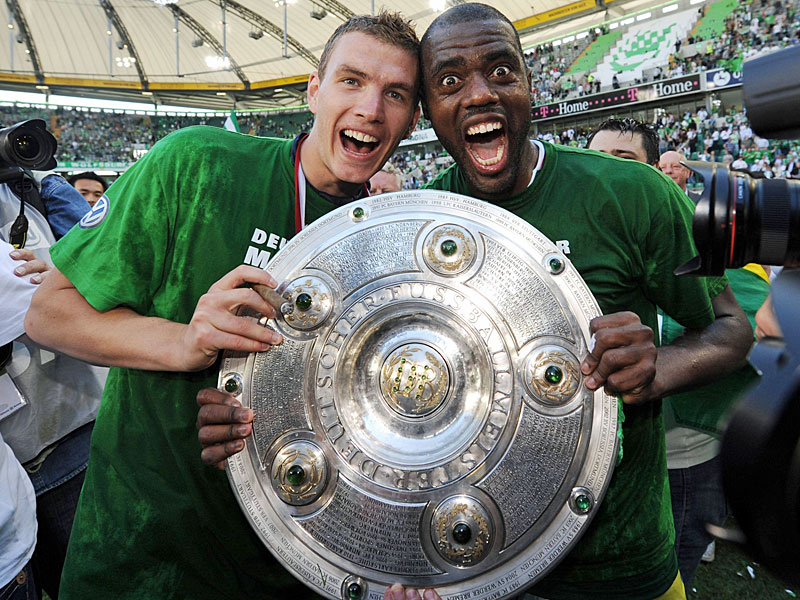 盘点世界足坛近20年最强十大球队,2016世界足坛历史最强阵容