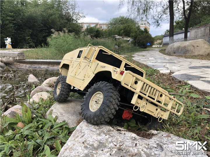 送给我的90046的十一礼物1/10防弹悍马-不服来撞！