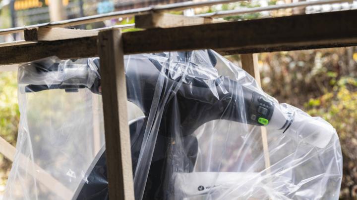 大灯炫酷有型,九号e100大灯效果