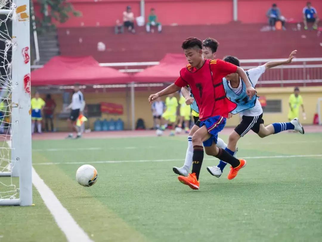 阜阳阜南夏令营,追逐梦想足球