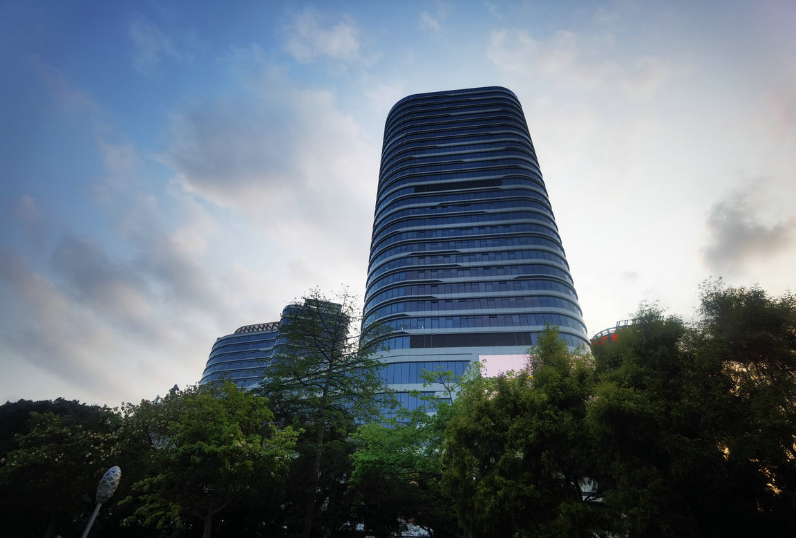 英皇娱乐总部入驻广州,英皇娱乐在内地的公司在哪里