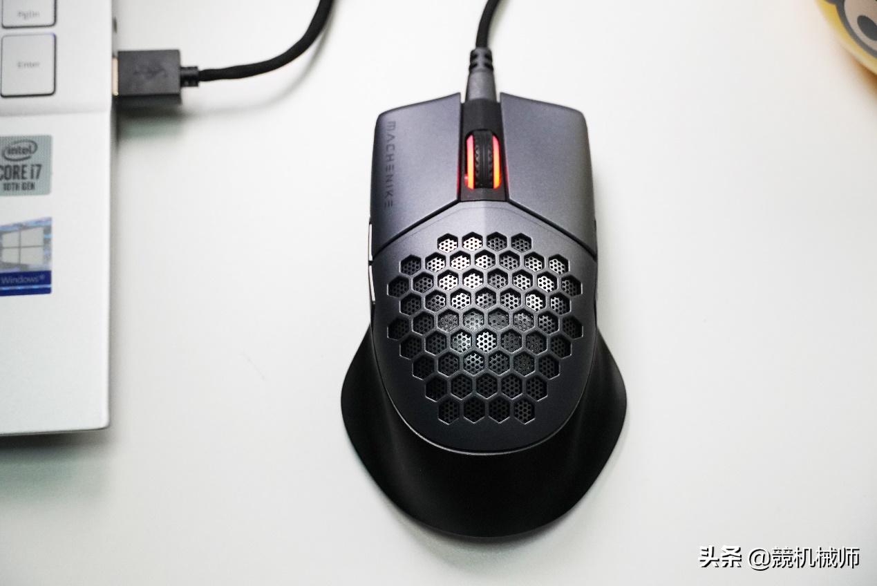 机械师m7双模和m8双模选哪个,机械师m8畅玩版鼠标