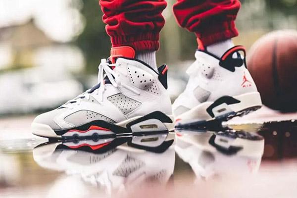 耐克hyperdunk篮球鞋2018藏蓝,鞋迷必入手的鞋