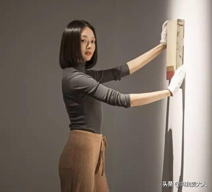 从网红到豪门阔太太的章泽天,从网红到商业女强人