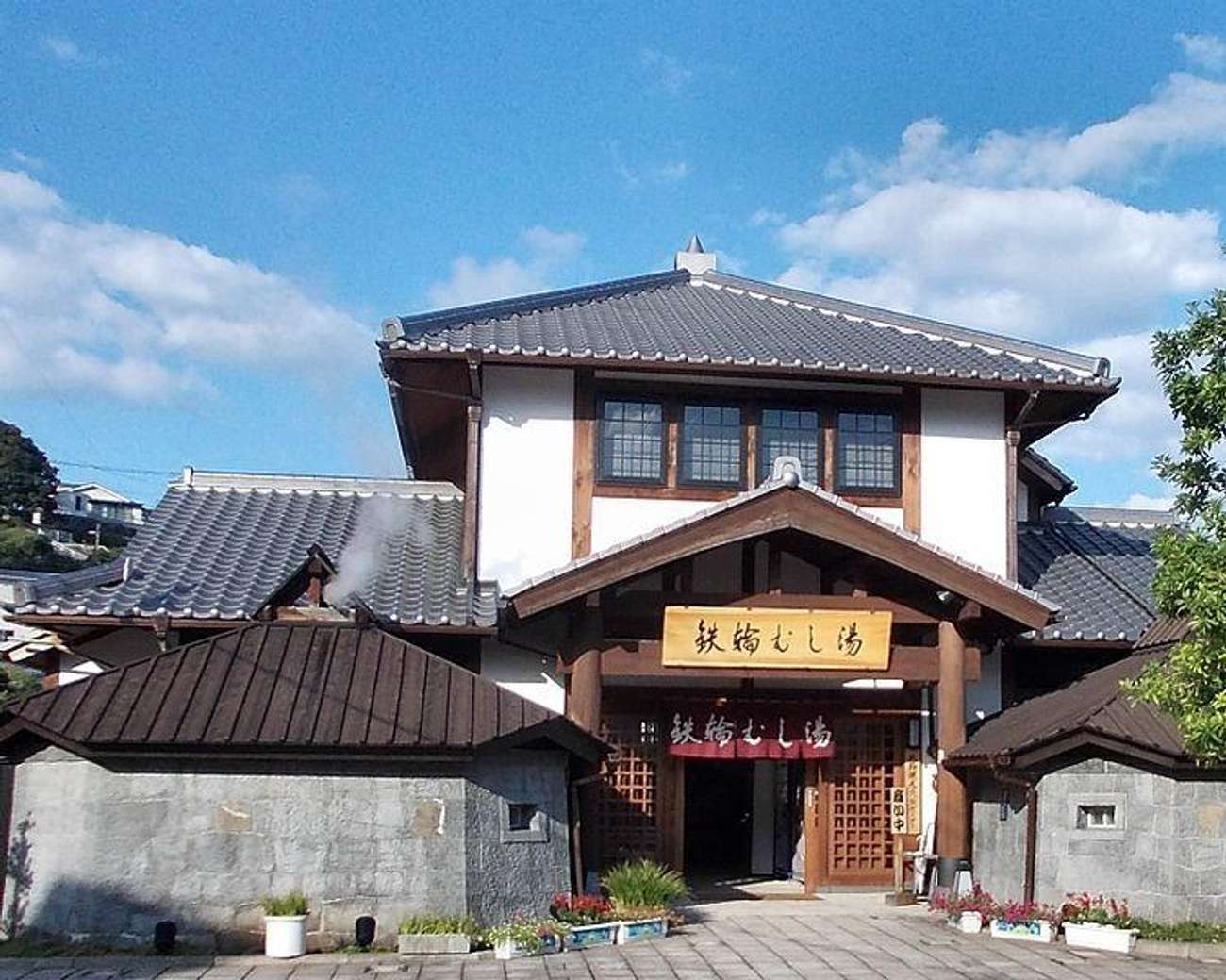 日本的澡堂有哪些,日本澡堂哪个最著名