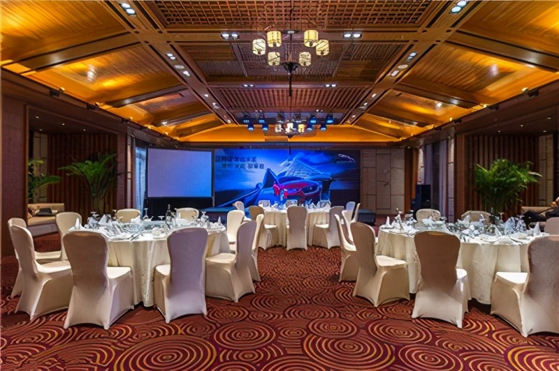 年会应该怎么做才合适,公司办不了年会能做点啥