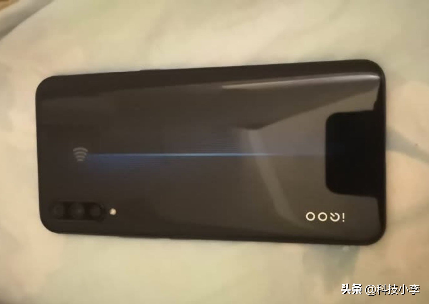 iQOO新机使用一天后的个人体验，说一说优缺点！