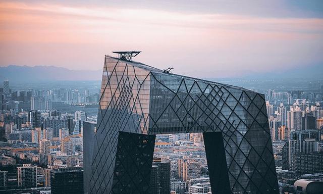 编辑部的故事骗子主任,编辑部的故事和离婚大战