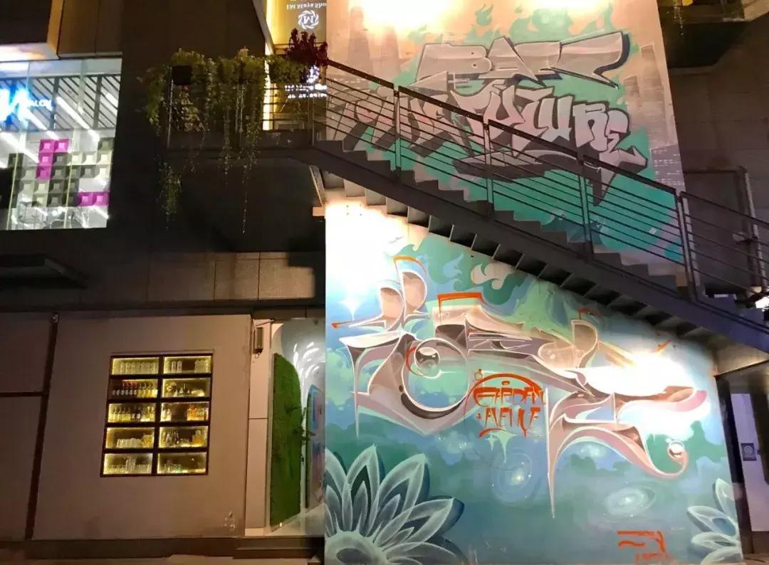 旧厂房改造文创园,淄博文创集市旧厂房改造陶艺